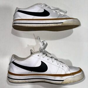 Nike women’s court legacy next nature shoes sneakers